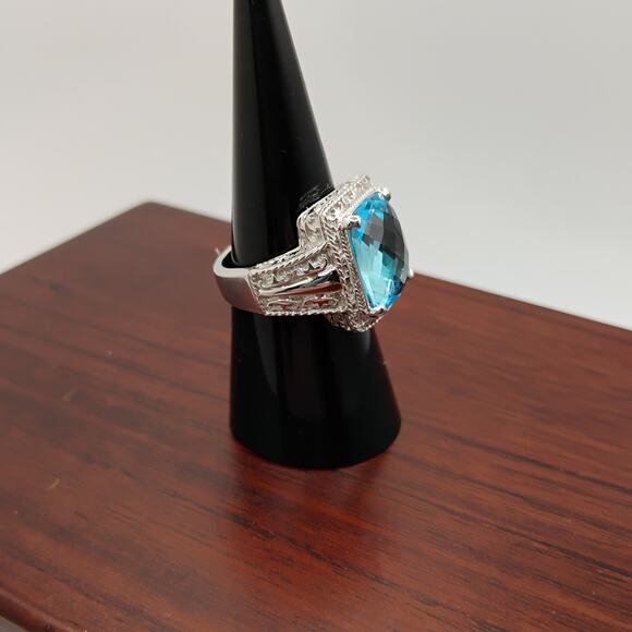 Cushion Cut Blue CZ and Sterling Silver Ring Size 7 - Picture 11 of 12